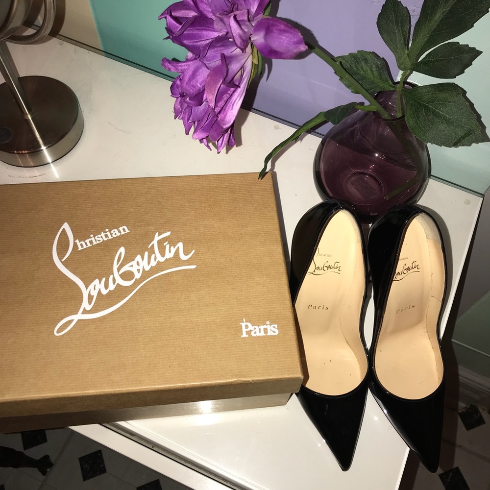 Christian Louboutin - So Kate 120mm - red bottoms